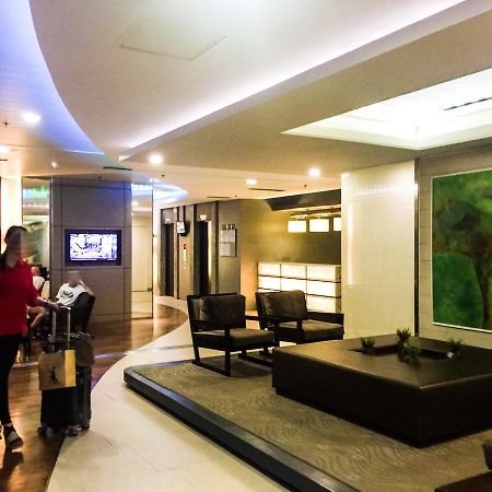 Antel Serenity Suites At Poblacion Makati 马卡蒂 外观 照片